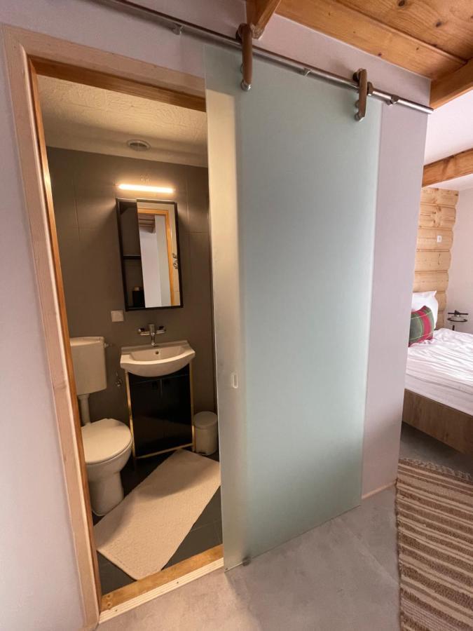 Ustup 25 Apartment ซาโกปาเน ภายนอก รูปภาพ